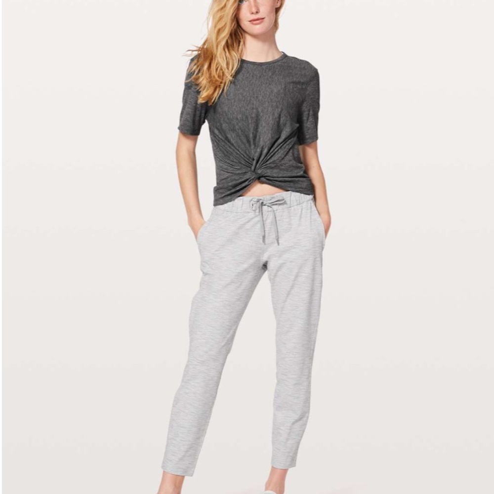 NWOT Lululemon On The Fly Pant 28" Wee Are From Space Nimbus Battleship